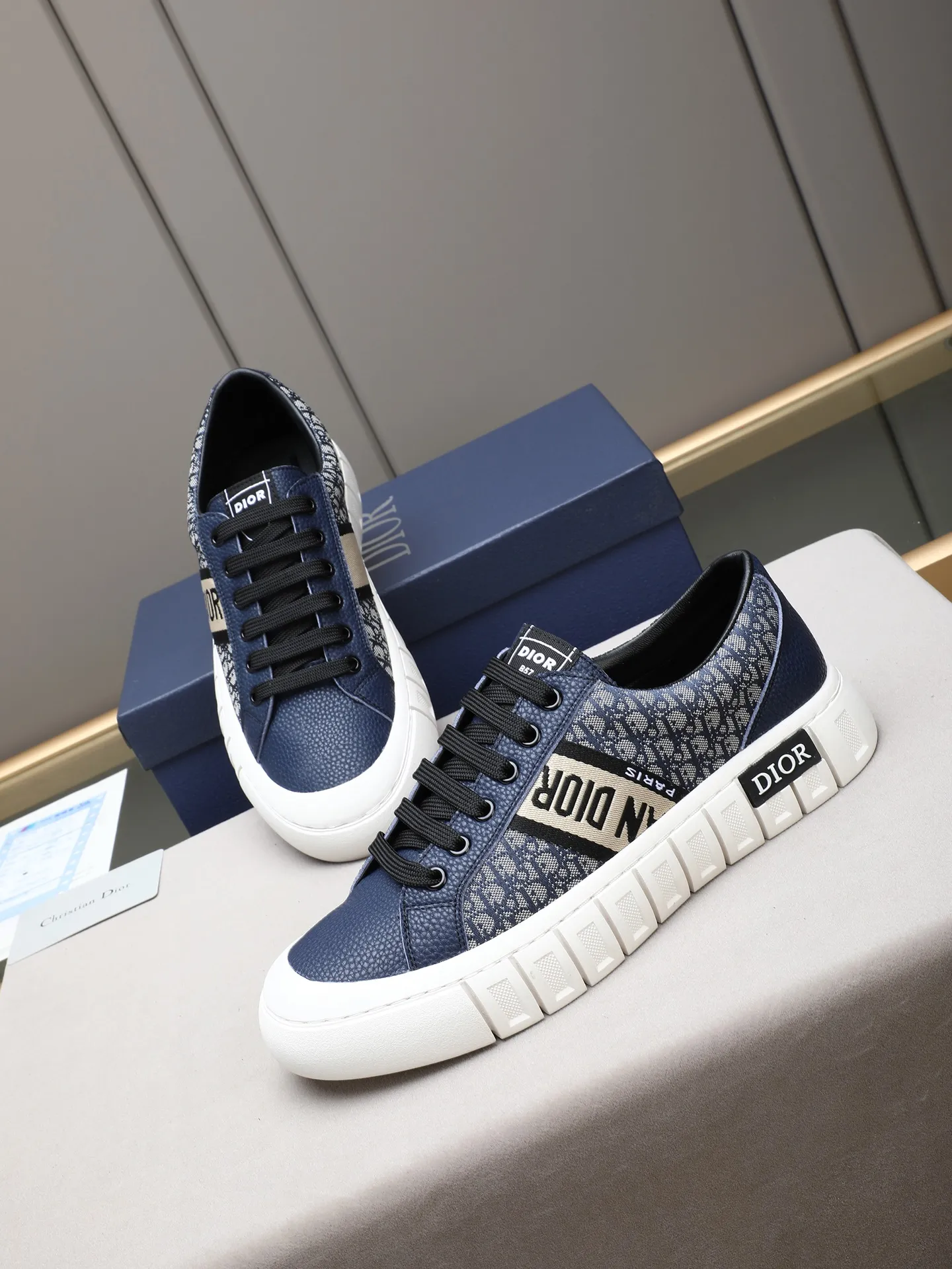 PP420 2025 latest Dior🆕The latest men's casual sports shoes, the upper is made of imported cowhide➕Dior special material! Breathable sheepskin. TPU ultra-soled, lightweight and wear-resistant! Size:38-44 (45 customized)